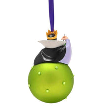 DISNEY CHRISTMAS: EVIL QUEEN ON GLASS BAUBLE