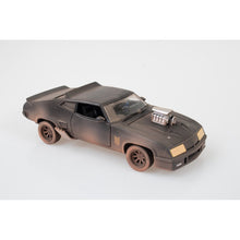 Sfragismeno Mad Max Falcon XB Last of the V8 Interceptors Dirty Version 1:24