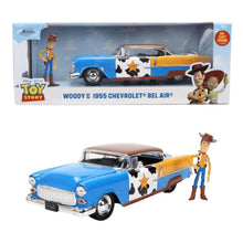 Toy Story – 1:24 Woody Figure with 1955 Chevrolet Bel Air Diecast Vehicle