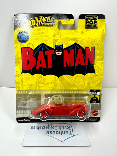 Hot Wheels Pop Culture - Red Batman First Batmobile DC - 2024  **