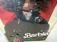 *MATTEL ~ 1991 Happy Holidays Special Edition Christmas Barbie  VINTAGE Ethnic Doll