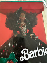 *MATTEL ~ 1991 Happy Holidays Special Edition Christmas Barbie  VINTAGE Ethnic Doll