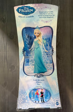 * Disney Frozen Elsa Of Arendelle Doll~Mattel~RARE 2013 MINT