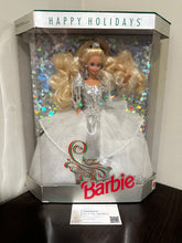 MATTEL ~ 1992 Happy Holidays Special Edition Christmas Barbie  VINTAGE