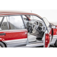 1:24 Red/Silver VL Calais Holden Fully Detailed  Diecast Car