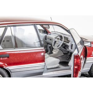1:24 Red/Silver VL Calais Holden Fully Detailed  Diecast Car