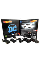 HOT WHEELS - 5pc Hot Wheels  Premium Batman DC Diecast Batmobile Real Riders Diecast  Set
