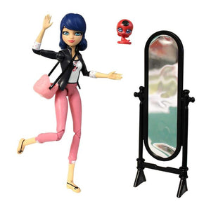 Miraculous: Tales of Ladybug & Cat Noir - Fashion Studio Marinette 5” Action Figure