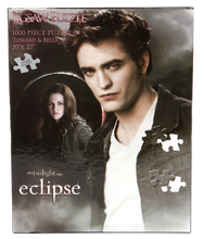 The Twilight Saga: Eclipse - 1000 piece Jigsaw Puzzle Edward & Bella In Moon