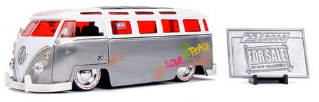 VW Bus 1962 20th Anniversary FORSALE 1:24 SCALE*